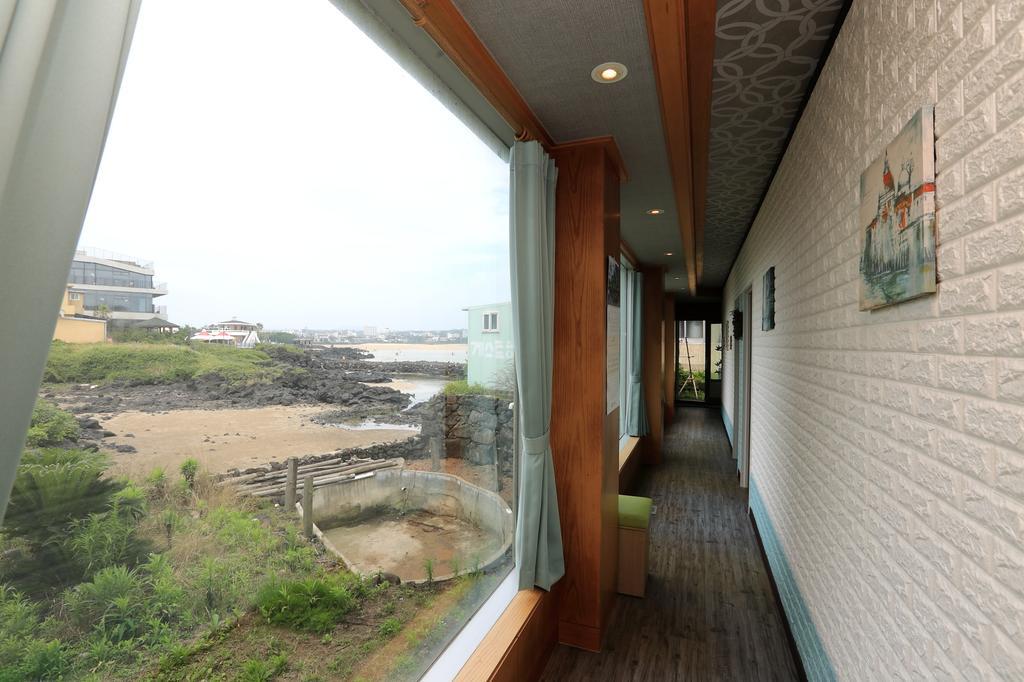 Haevichi Elmar Guesthouse Seogwipo Exterior photo