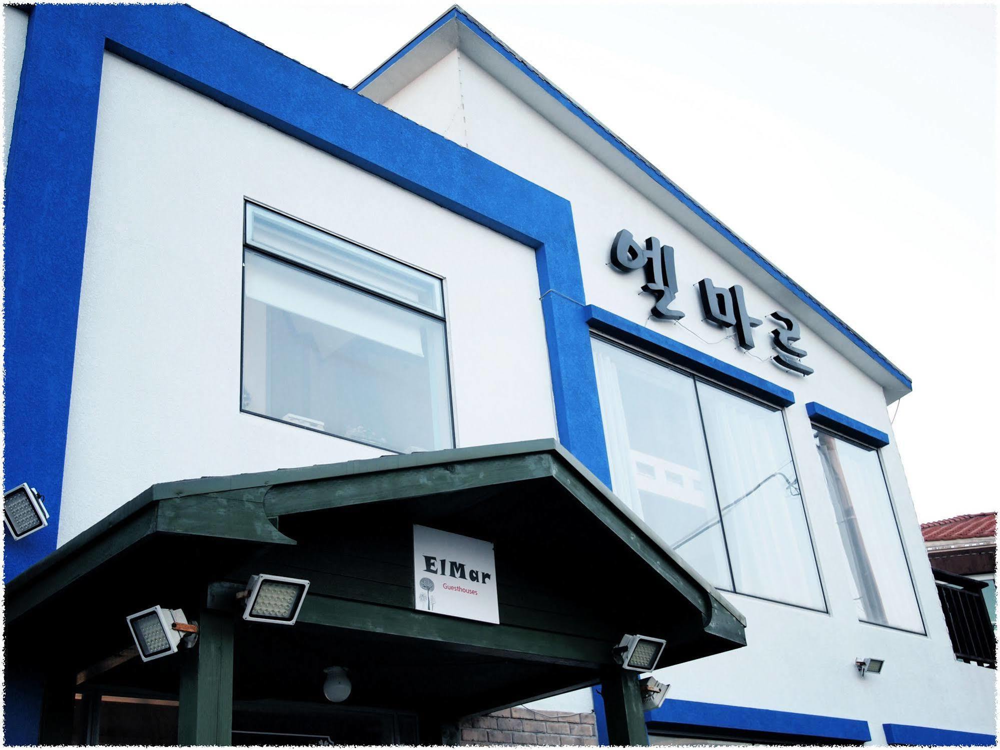 Haevichi Elmar Guesthouse Seogwipo Exterior photo